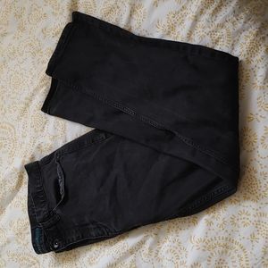 Perry Ellis slim fit black denim jeans